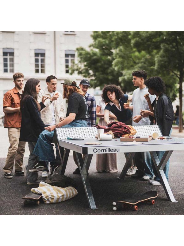 Zunanja miza za namizni tenis Cornilleau Urban - dobava 4 do 6 tednov